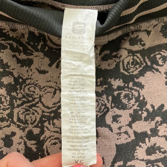 Fabletics Floral Athletic Leggings Size XXS - Picture 3 of 4